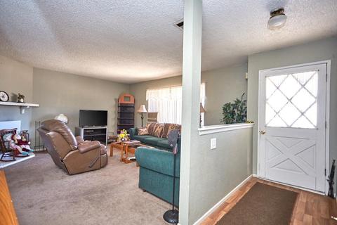 16188 Live Oak St, Hesperia, CA 92345 photo 4