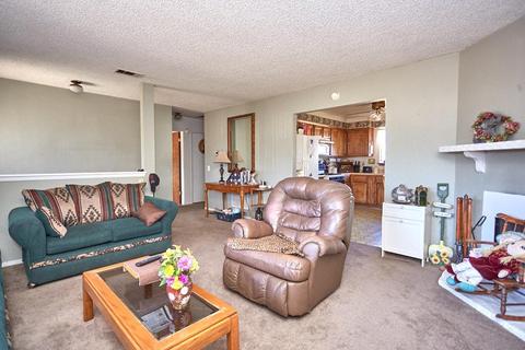 16188 Live Oak St, Hesperia, CA 92345 photo 9