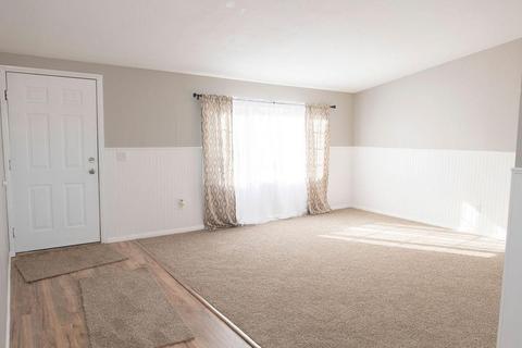 25930 Horizon St, Apple Valley, CA 92308 photo 4