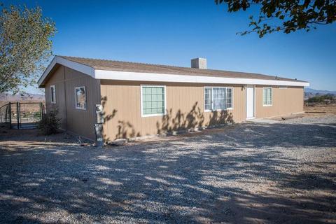 25930 Horizon St, Apple Valley, CA 92308 photo 2