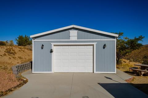 9005 Bowen Ranch Rd, Apple Valley, CA 92308 photo 4