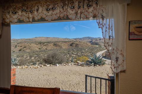 9005 Bowen Ranch Rd, Apple Valley, CA 92308 photo 14