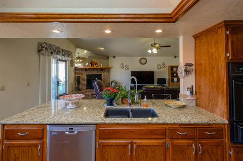 9005 Bowen Ranch Rd, Apple Valley, CA 92308 photo 18
