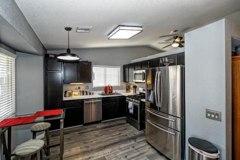 10830 Pepper St, Adelanto, CA 92301 photo 5