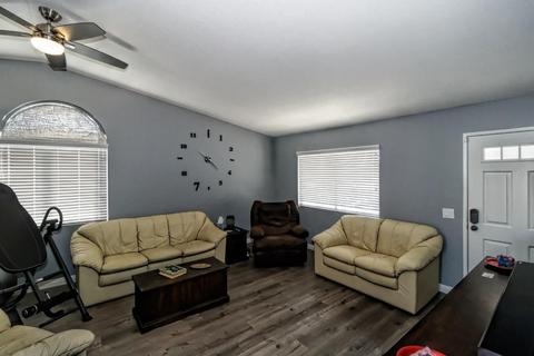 10830 Pepper St, Adelanto, CA 92301 photo 2