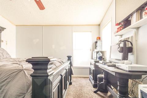 19035 Dennis St, Adelanto, CA 92301 photo 7