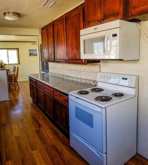 412 Wilshire Pl, Barstow, CA 92311 photo 14