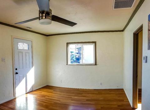 412 Wilshire Pl, Barstow, CA 92311 photo 8