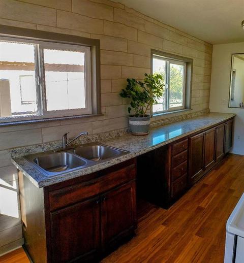 412 Wilshire Pl, Barstow, CA 92311 photo 15