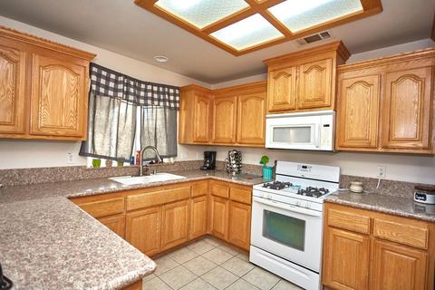 23912 Tahquitz Rd, Apple Valley, CA 92307 photo 12