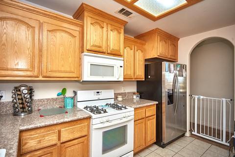 23912 Tahquitz Rd, Apple Valley, CA 92307 photo 14