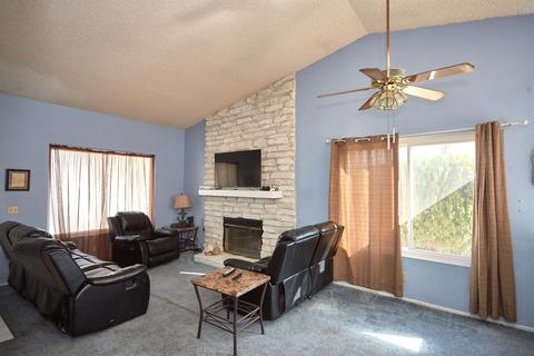 14301 Pinewood Dr, Hesperia, CA 92344 photo 12