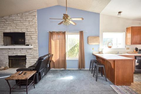 14301 Pinewood Dr, Hesperia, CA 92344 photo 13