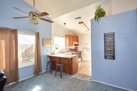 14301 Pinewood Dr, Hesperia, CA 92344 photo 14