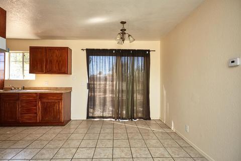 10690 Kern Ave, Hesperia, CA 92345 photo 11