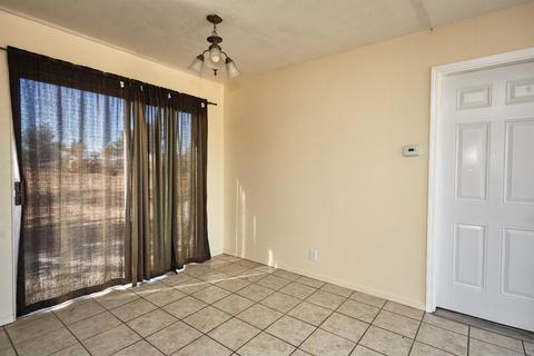 10690 Kern Ave, Hesperia, CA 92345 photo 10