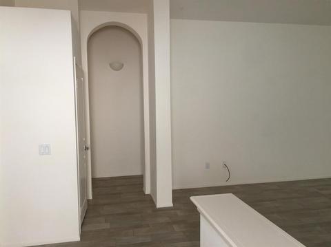11566 Softwind Ct, Apple Valley, CA 92308 photo 16