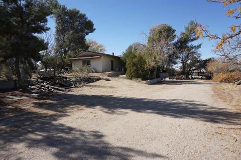 28056 Brucite Rd, Barstow, CA 92311 photo 2