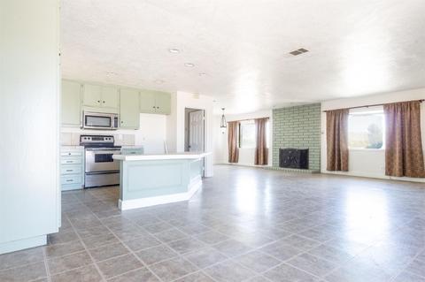 19930 Nimshew Rd, Apple Valley, CA 92308 photo 4