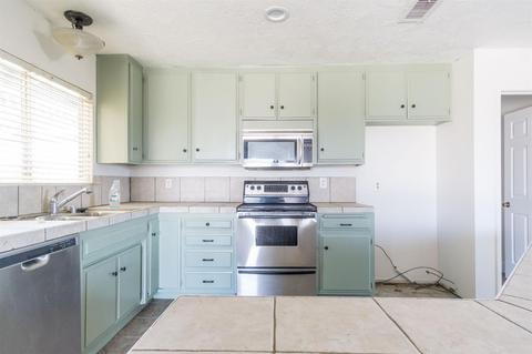 19930 Nimshew Rd, Apple Valley, CA 92308 photo 5