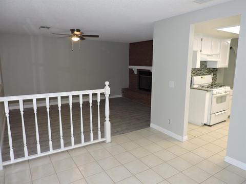 15880 Elcona Pl, Victorville, CA 92395 photo 29