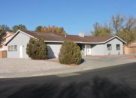 15880 Elcona Pl, Victorville, CA 92395 photo 9