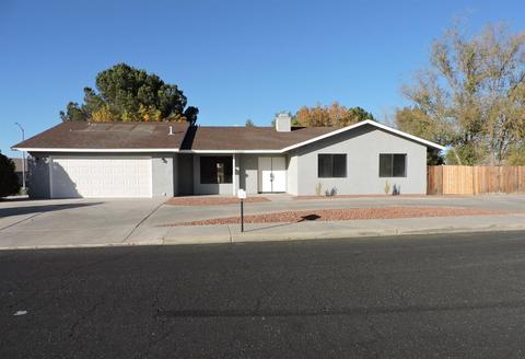 15880 Elcona Pl, Victorville, CA 92395 photo 4