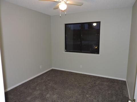 15880 Elcona Pl, Victorville, CA 92395 photo 33