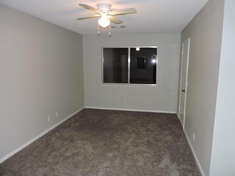 15880 Elcona Pl, Victorville, CA 92395 photo 40