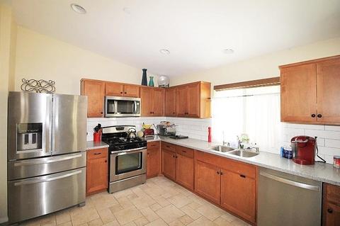 904 Bluebird St, Barstow, CA 92311 photo 4