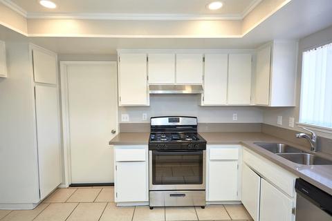 22840 South Rd, Apple Valley, CA 92307 photo 18