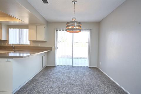 22840 South Rd, Apple Valley, CA 92307 photo 12