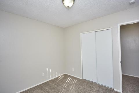22840 South Rd, Apple Valley, CA 92307 photo 31