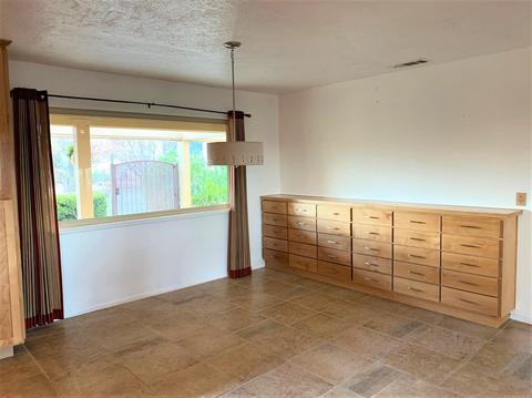 18042 Hinton St, Hesperia, CA 92345 photo 5