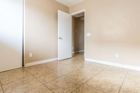 8345 Dove Creek Trl, Hesperia, CA 92344 photo 17