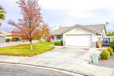 8345 Dove Creek Trl, Hesperia, CA 92344 photo 1