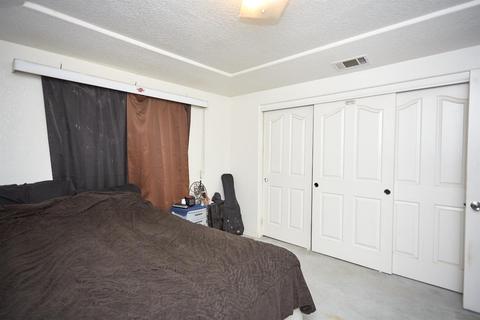 8602 10th Ave, Hesperia, CA 92345 photo 38