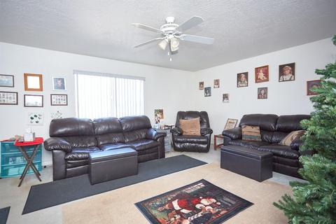 8602 10th Ave, Hesperia, CA 92345 photo 22