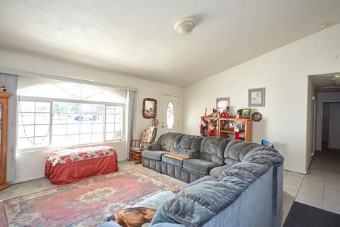 8602 10th Ave, Hesperia, CA 92345 photo 5