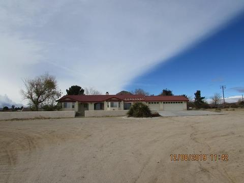 11250 Christenson Rd, Lucerne Valley, CA 92356 photo 1