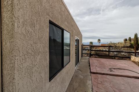 17143 Pahata Ct, Apple Valley, CA 92307 photo 8