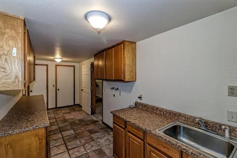 17143 Pahata Ct, Apple Valley, CA 92307 photo 23
