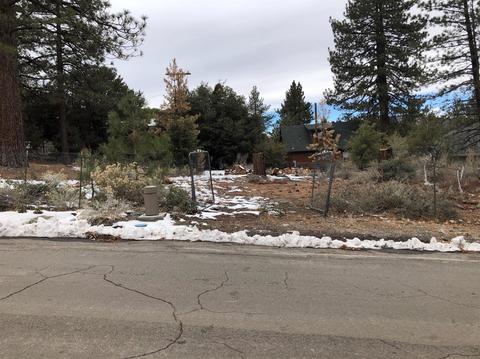 5370 Desert View Dr, Wrightwood, CA 92397 photo 2