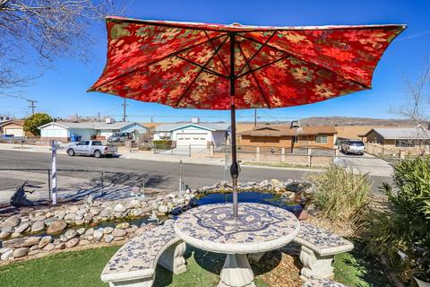 301 Del Mar Ave, Barstow, CA 92311 photo 2