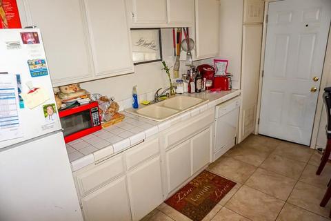 21823 Sioux Rd, Apple Valley, CA 92308 photo 8