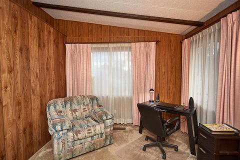 10425 Paramount Rd, Phelan, CA 92371 photo 11