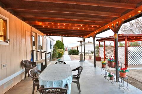 10425 Paramount Rd, Phelan, CA 92371 photo 49
