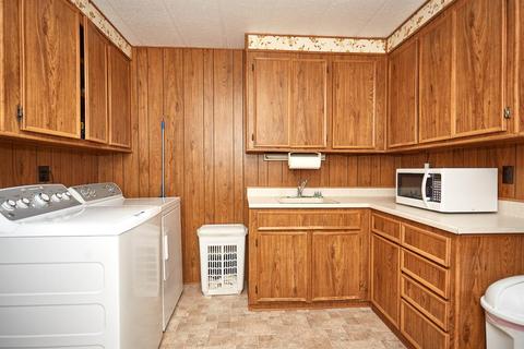 10425 Paramount Rd, Phelan, CA 92371 photo 27