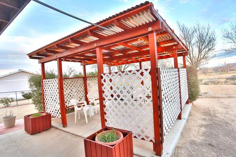 10425 Paramount Rd, Phelan, CA 92371 photo 54