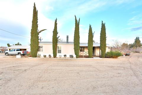 10425 Paramount Rd, Phelan, CA 92371 photo 5
